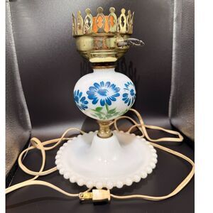 Vintage Milk Glass Floral Boudoir Accent Lamp 8.75”